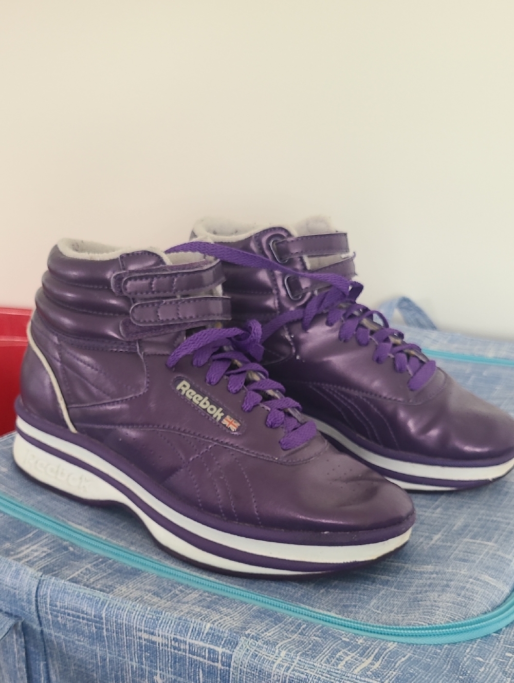 Reebok Women's Metallic Purple High-Top Sneakers Vintage 80s